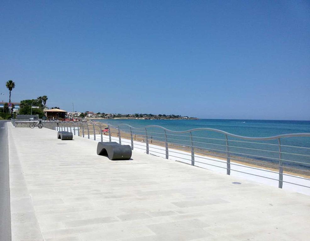 Locanda Rurale Santa Marta Avola Exterior photo